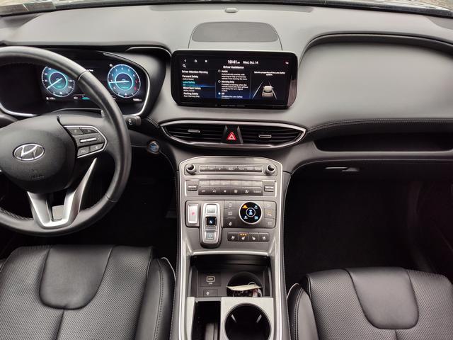 2023 Hyundai Santa Fe photo 16 of 28