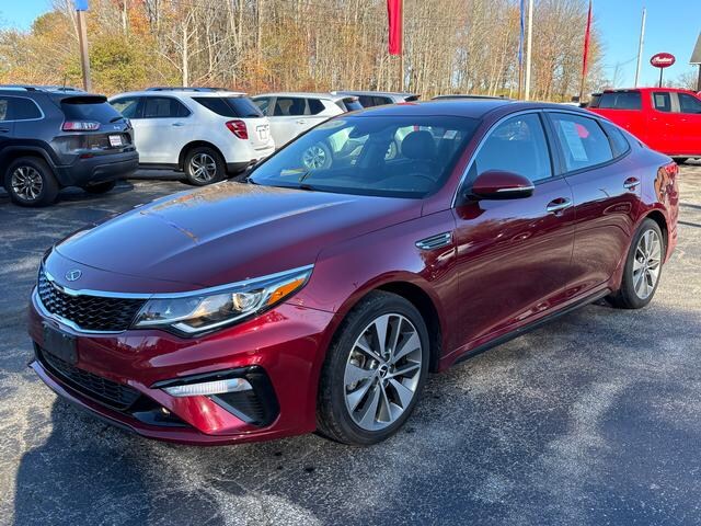 2019 Kia Optima S photo 3