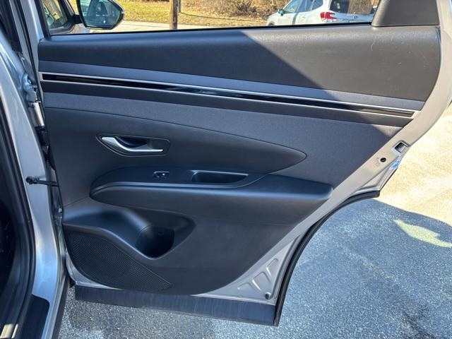 2023 Hyundai Tucson SEL Shimmering Silver at Nick Chevrolet