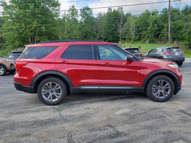 2021 Ford Explorer XLT Rapid Red Tinted at Town & Country Ford