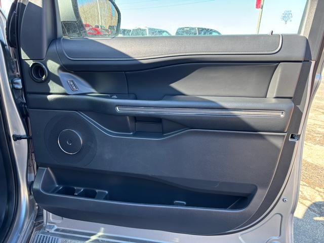 2024 Ford Expedition XLT Iconic Silver at Solomon Chevrolet