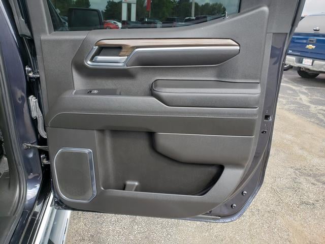 2022 Chevrolet Silverado 1500 LT - Photo 18