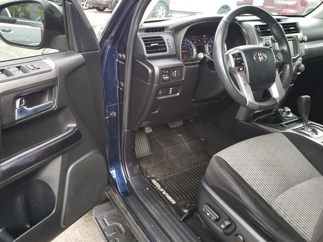 2017 Toyota 4Runner SR5 - 10