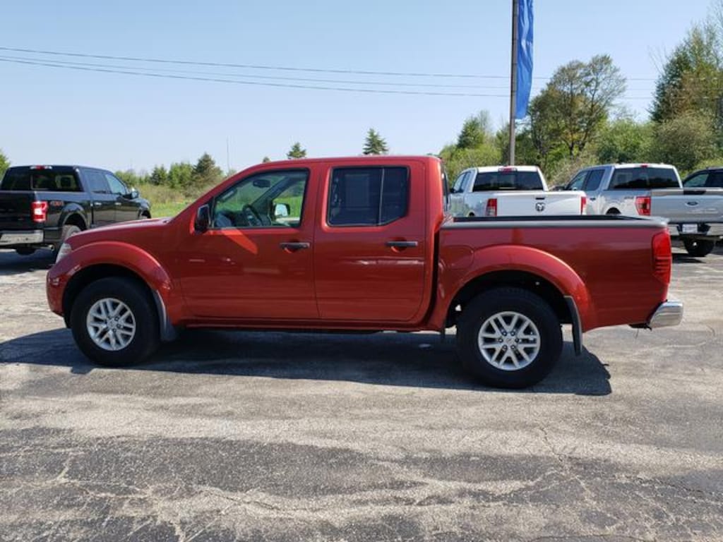 Used 2016 Nissan Frontier SV Truck Crew Cab