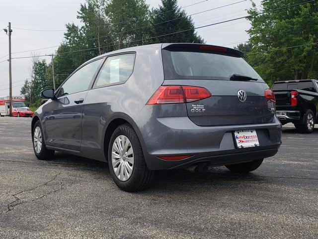 2015 Volkswagen Golf TSI S 2-Door - 4