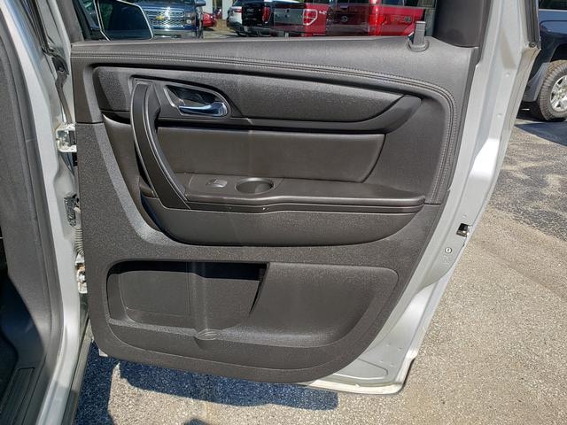 2017 Chevrolet Traverse LT w/1LT Silver Ice at Solomon Chevrolet