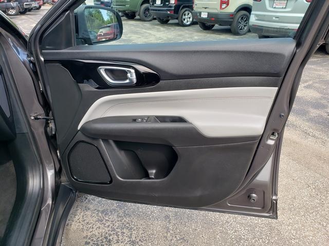 2022 Jeep Compass Limited Granite Crystal at Auto Express Rt. 8