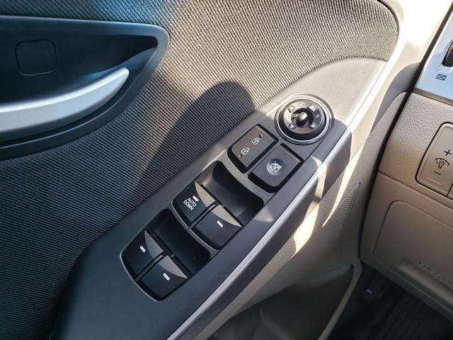 2016 Hyundai Elantra GT Base Black Noir Pearl at McCandless Ford