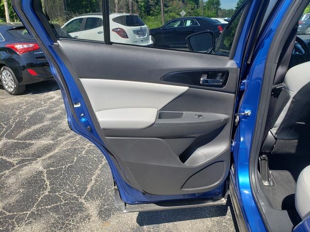 2024 Mitsubishi Eclipse Cross SE Lightning Blue at Solomon Chevrolet