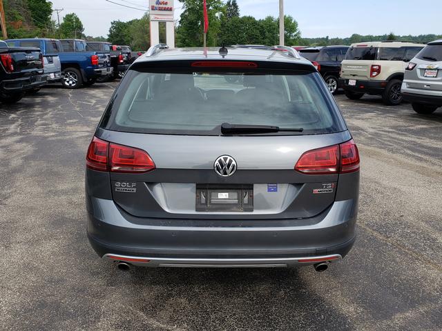2017 Volkswagen Golf Alltrack TSI - 5