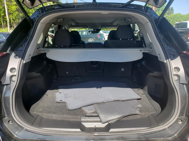 2020 Nissan Rogue SV Magnetic Black Pearl at Premiere Auto Sales