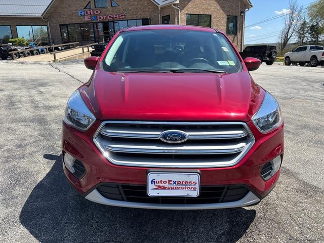 2019 Ford Escape SE Ruby Red Tinted at Premiere Auto Sales