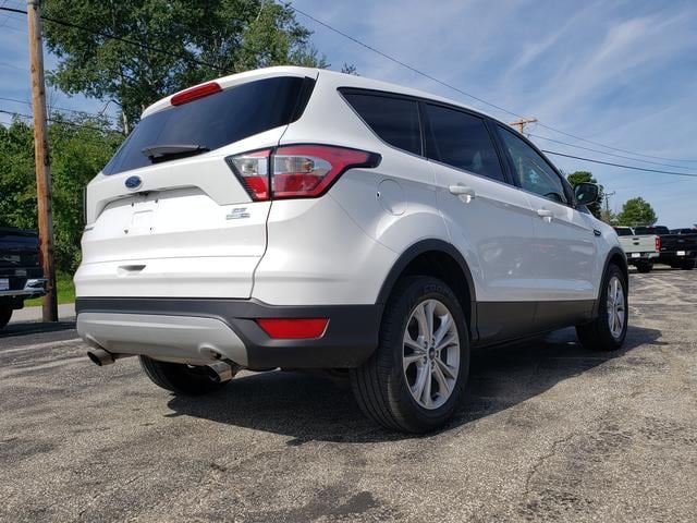 2017 Ford Escape SE White at New Motors
