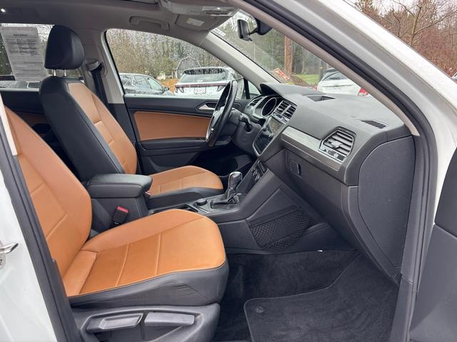 2019 Volkswagen Tiguan 2.0T SE 4MOTION White at Solomon Chevrolet