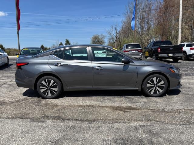2022 Nissan Altima 2.5 SV - 7