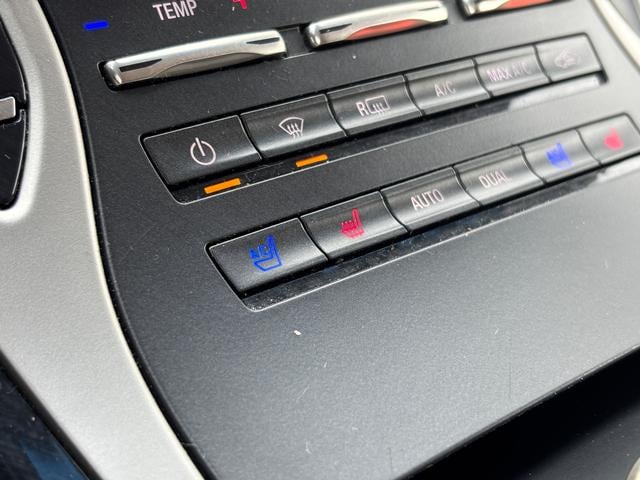 2016 Lincoln MKX  Confidential White 3C (Tri-Coat) at Solomon Chevrolet