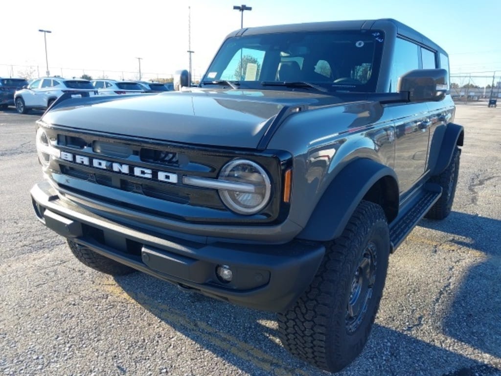 New 2025 Ford Bronco Outer Banks SUV