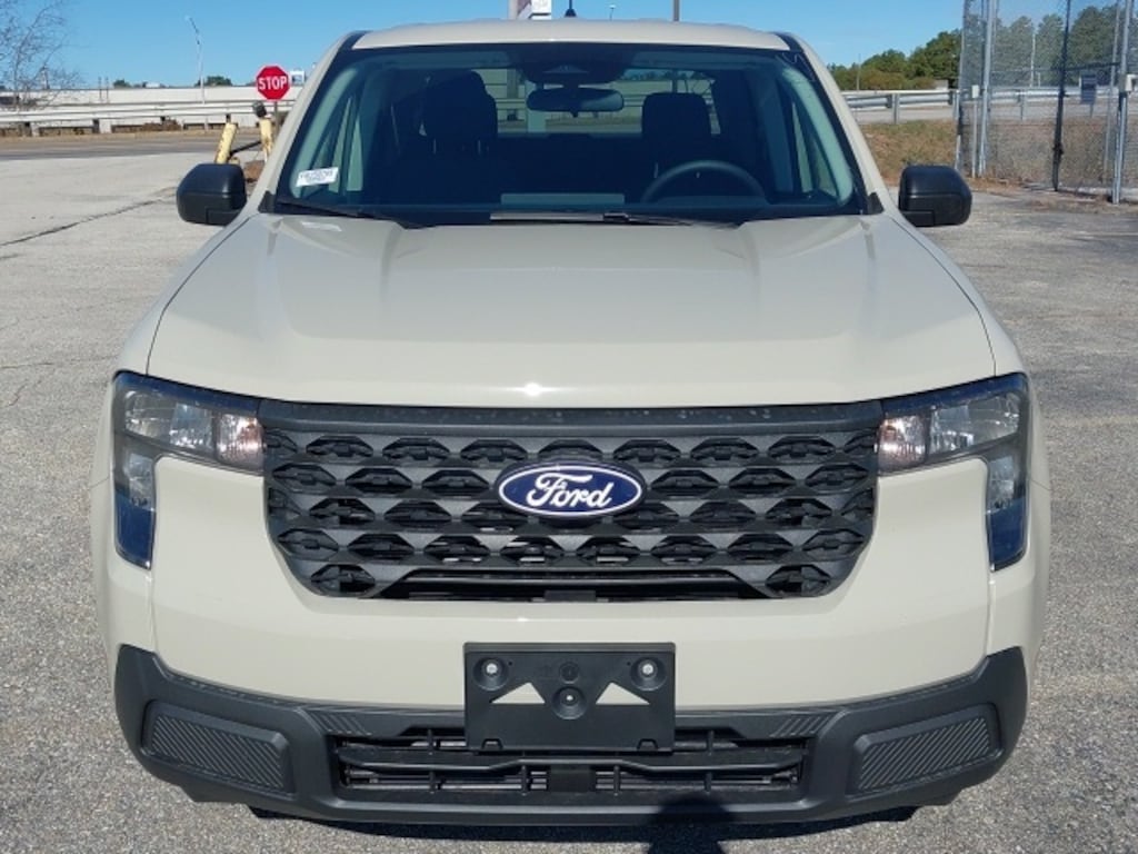 New 2025 Ford Maverick XL Truck SuperCrew