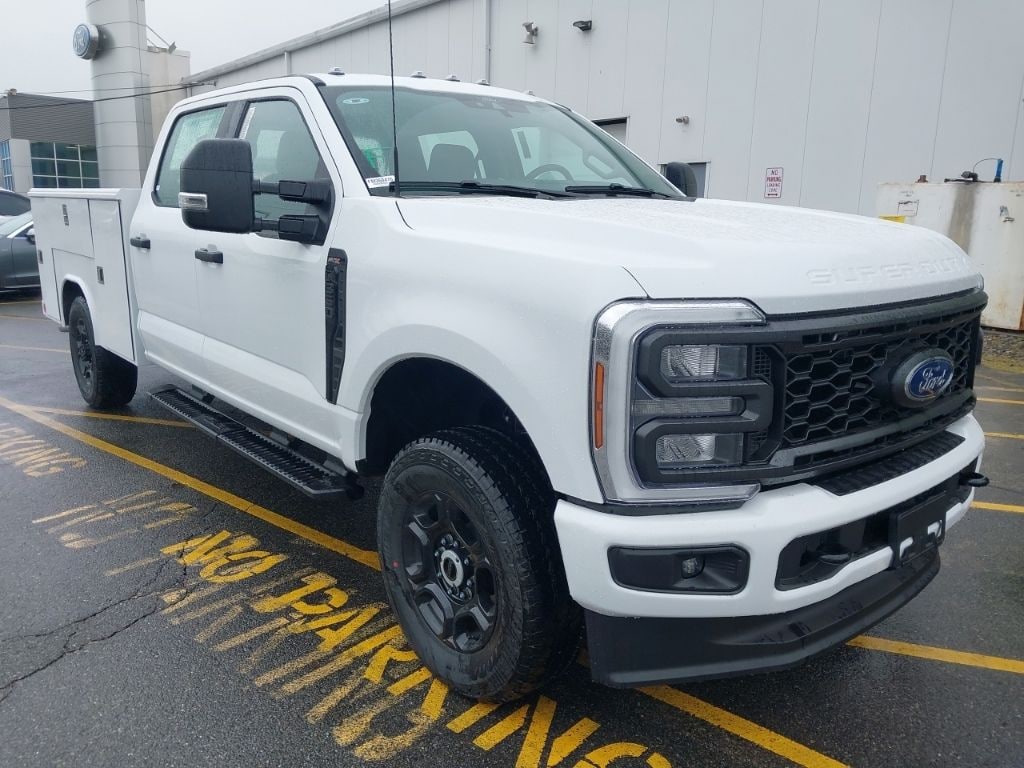 New 2026 Ford F-350 Truck Crew Cab