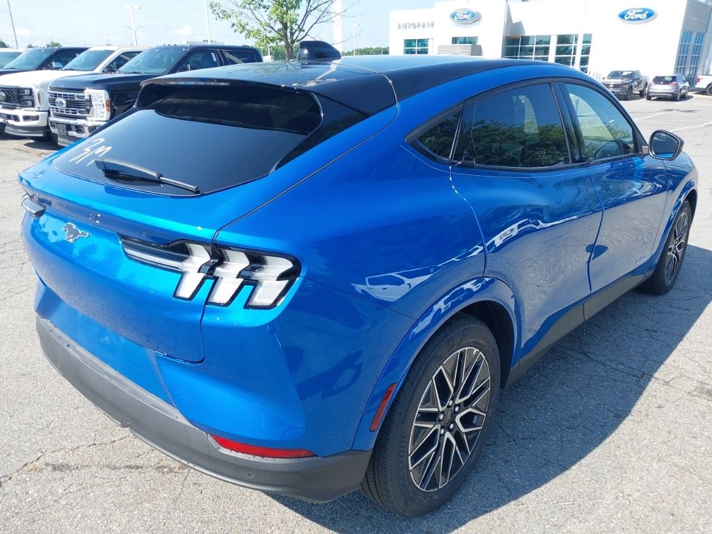 2026 Ford Mustang Mach-E Premium - Photo 8