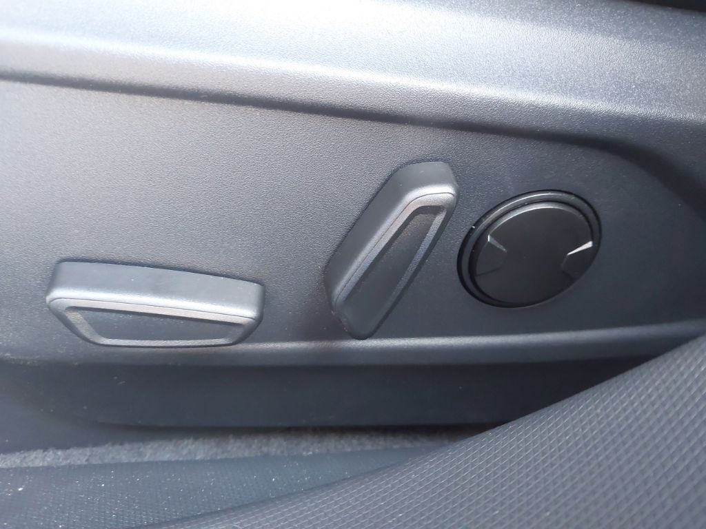 2026 Ford Mustang Mach-E Premium - Photo 21