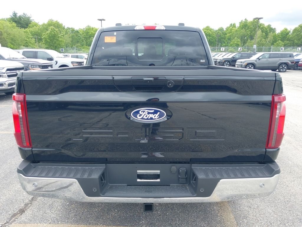 2026 Ford F-150 XLT - Photo 7