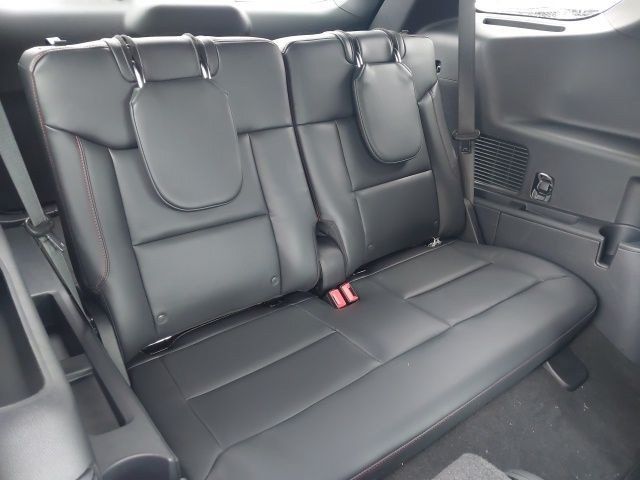 2026 Ford Explorer ST - Photo 14