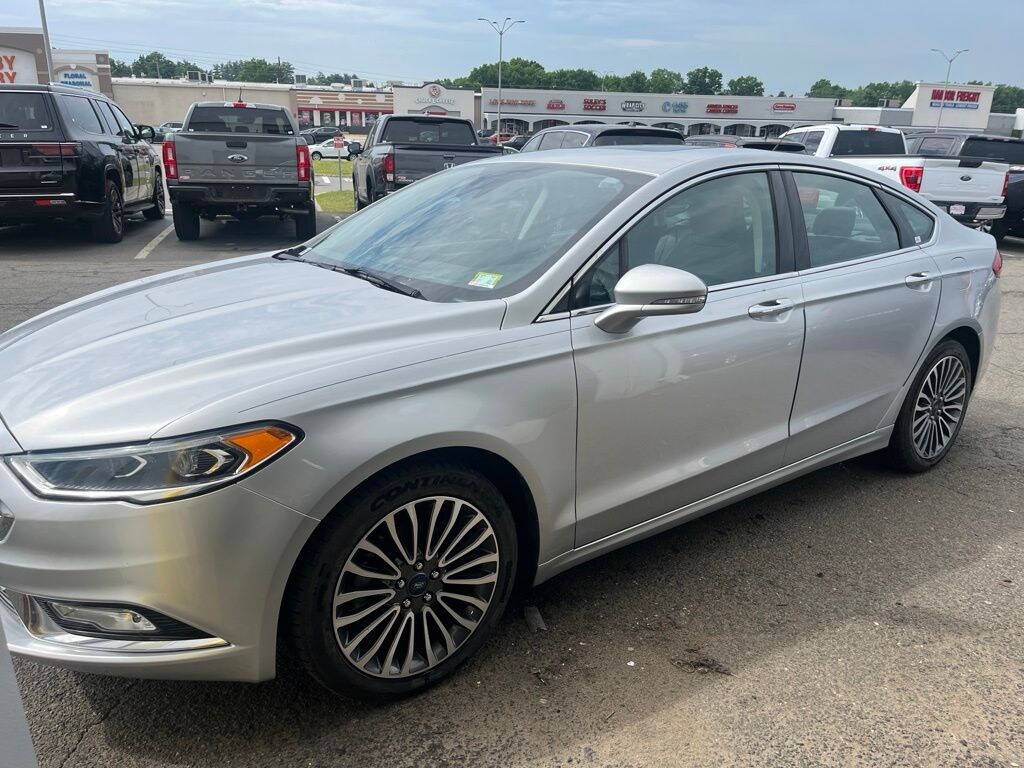 Certified 2017 Ford Fusion SE Sedan