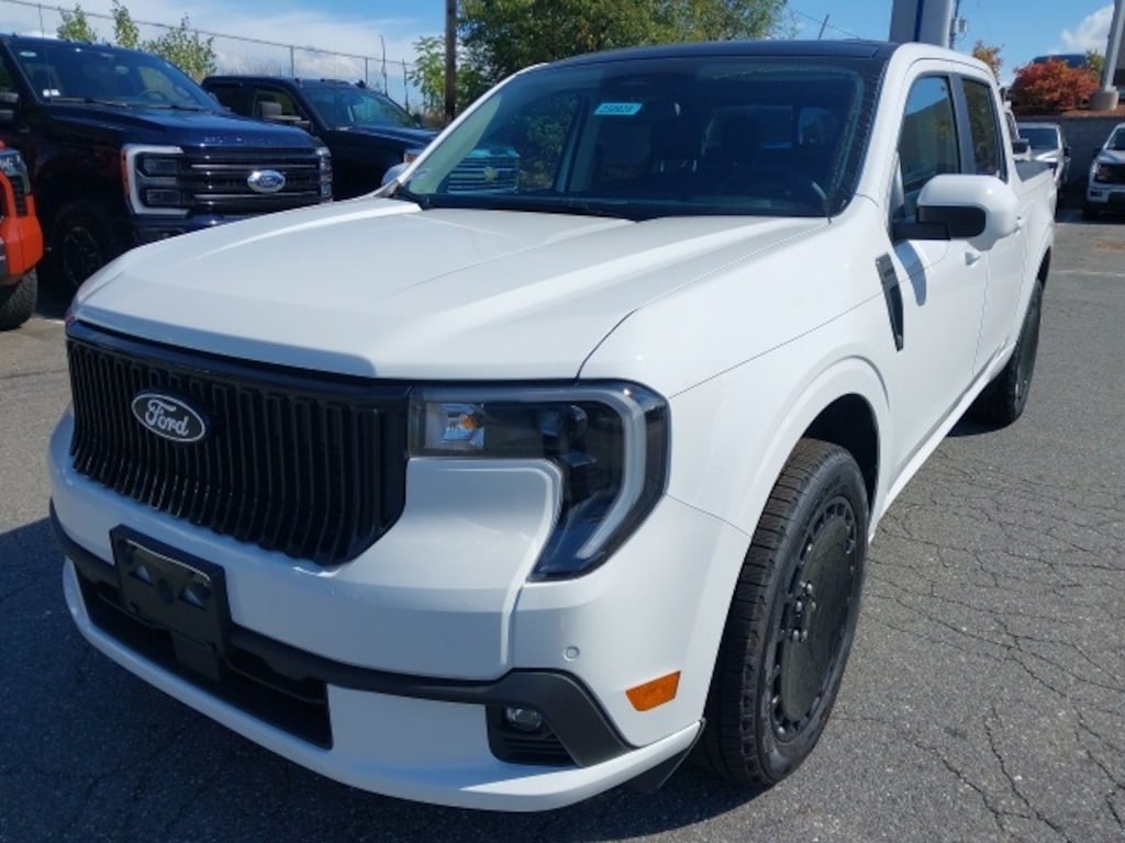 New 2025 Ford Maverick Lobo High Truck SuperCrew