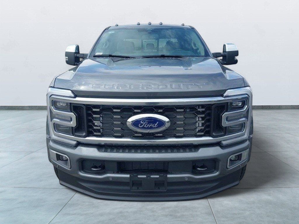 New 2026 Ford F-450 Truck Crew Cab
