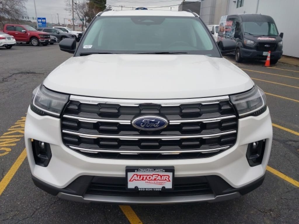 New 2025 Ford Explorer Active SUV