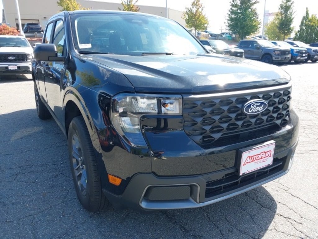 New 2025 Ford Maverick XLT Truck SuperCrew