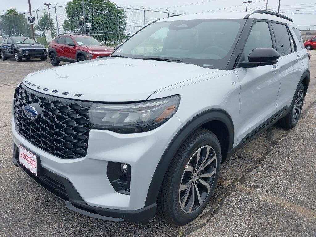 New 2026 Ford Explorer ST-Line SUV