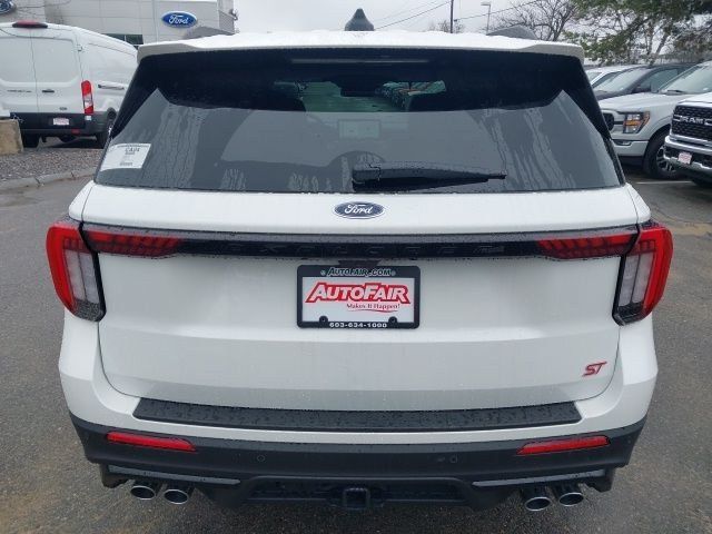 2026 Ford Explorer ST - Photo 7