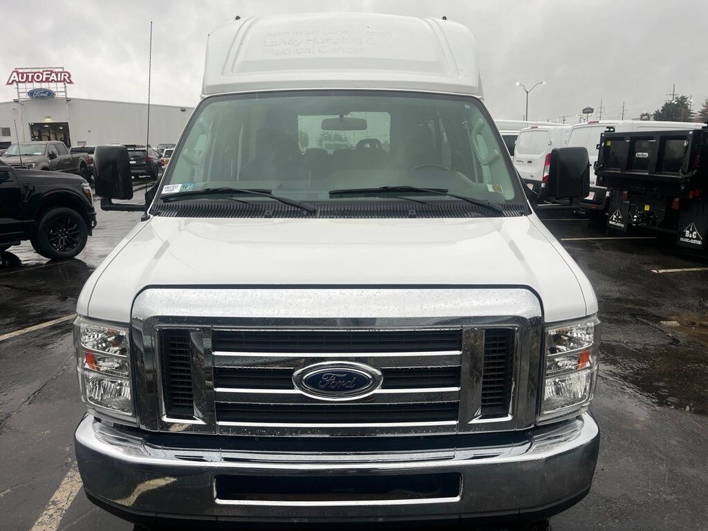 Certified 2018 Ford E-350 Cutaway Base Truck