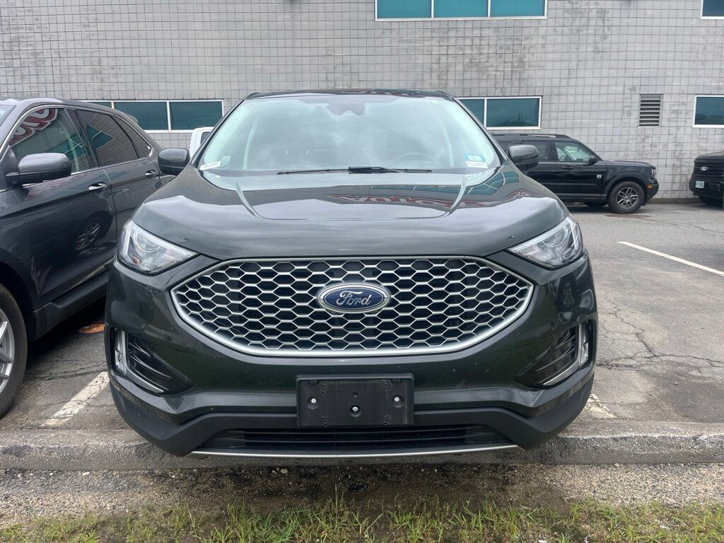 Certified 2023 Ford Edge SUV