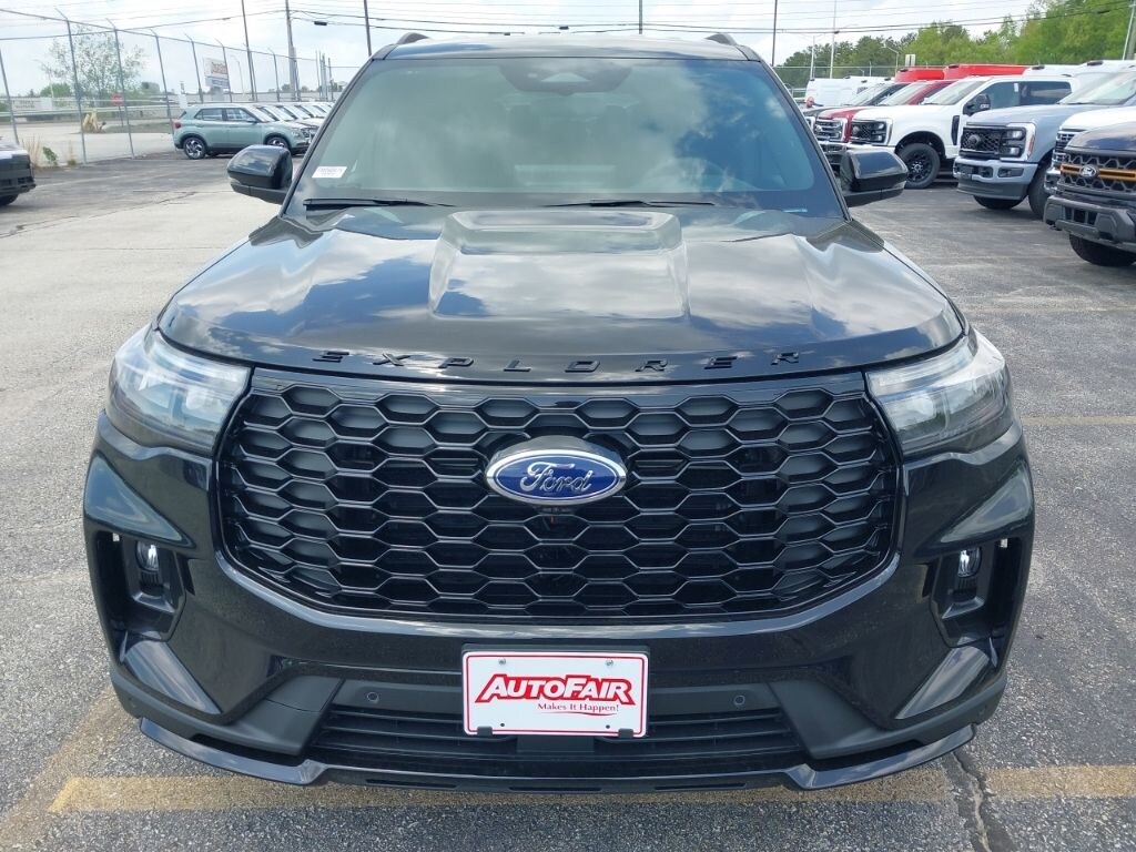 New 2026 Ford Explorer ST-Line SUV