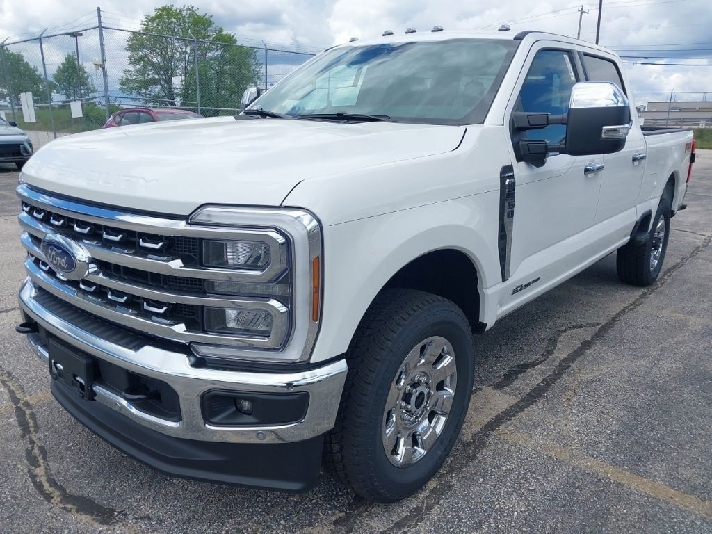 New 2026 Ford F-350 Truck Crew Cab