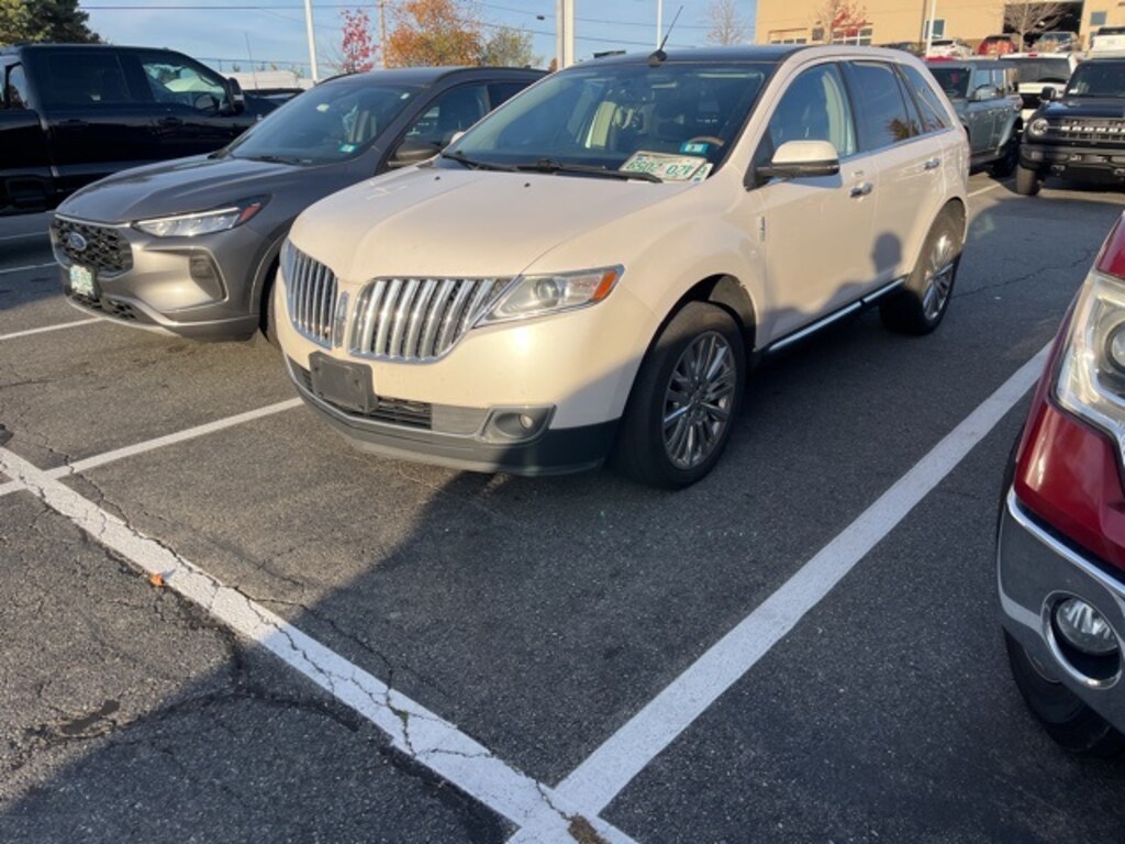 Used 2013 Lincoln MKX Base SUV