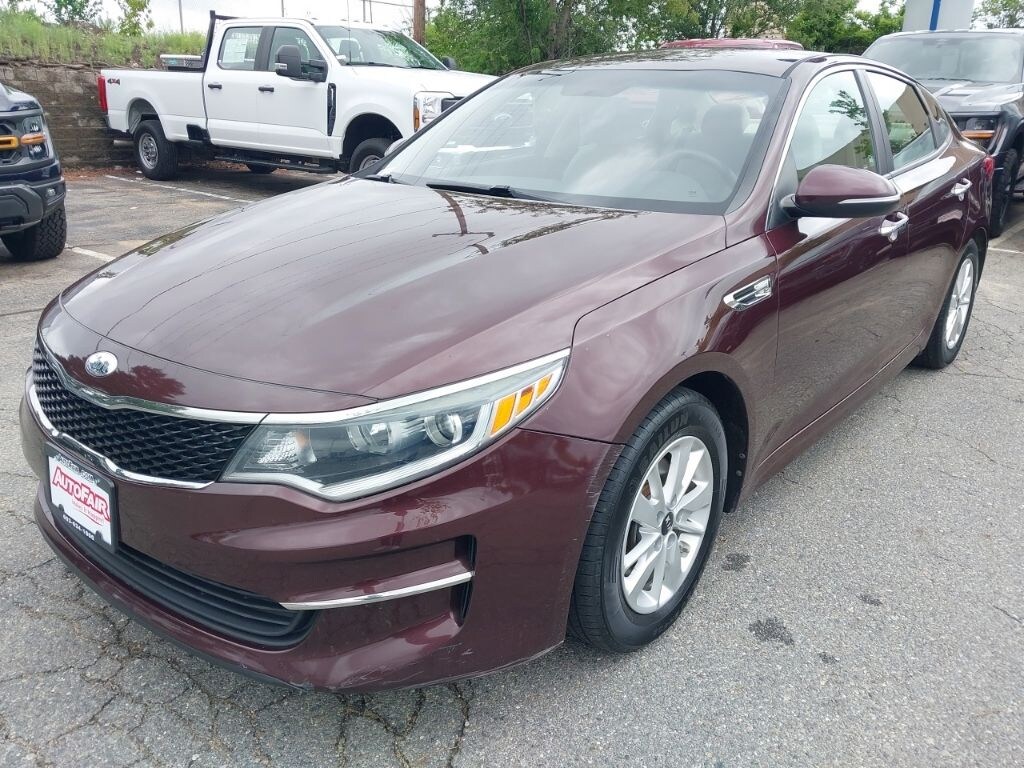 Used 2017 Kia Optima LX Sedan