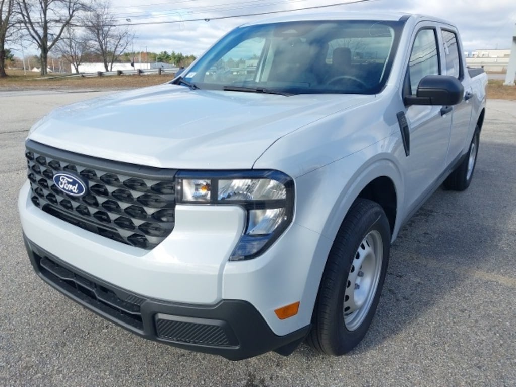 New 2025 Ford Maverick XL Truck SuperCrew