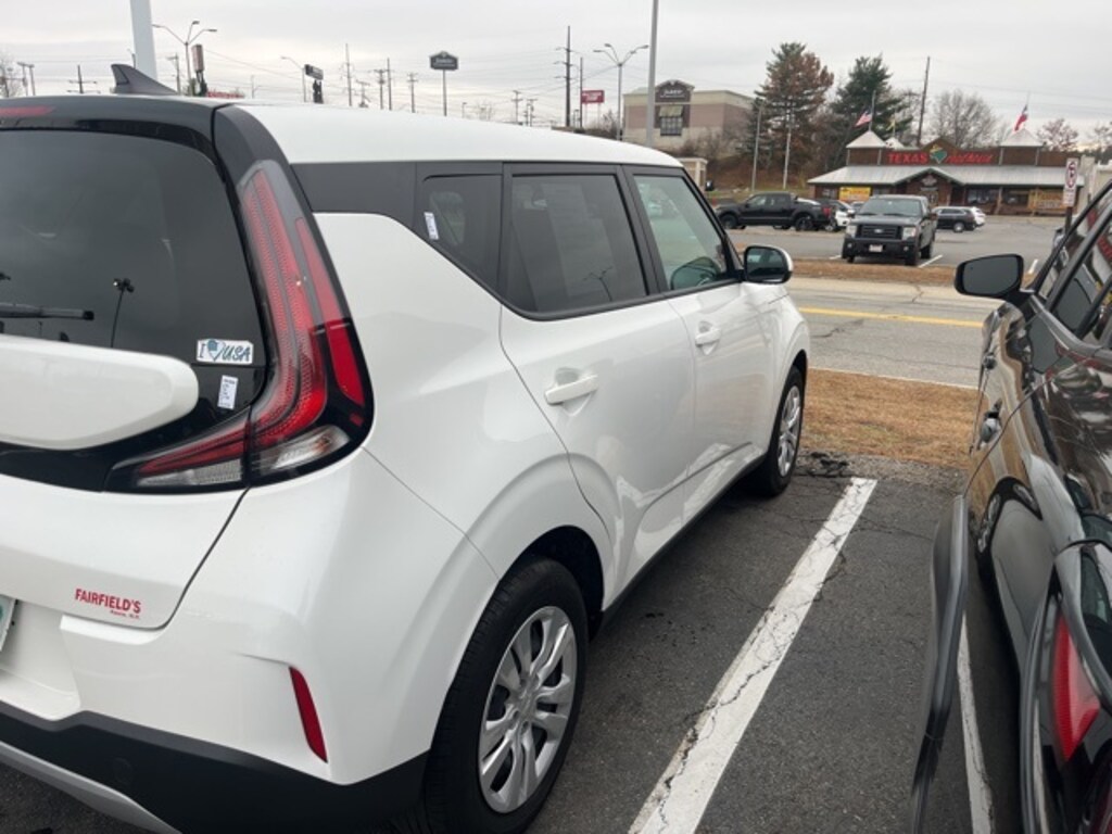 Certified 2025 Kia Soul LX Hatchback