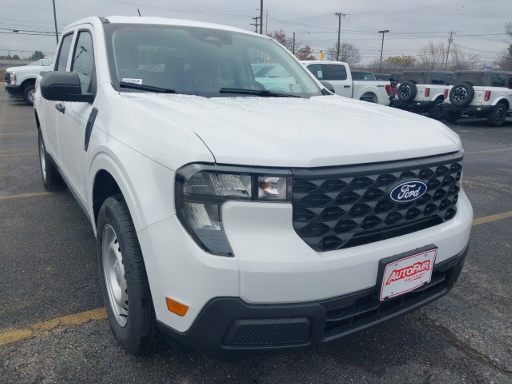New 2025 Ford Maverick XL Truck SuperCrew