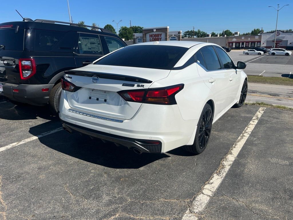 Certified 2022 Nissan Altima 2.5 SR Sedan