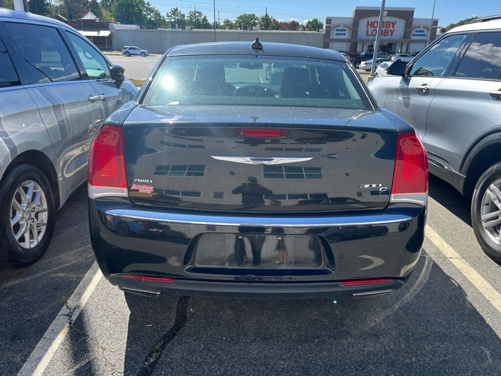 Used 2015 Chrysler 300C Base Sedan