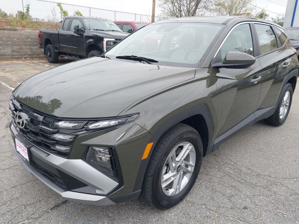 Certified 2025 Hyundai Tucson SE SUV