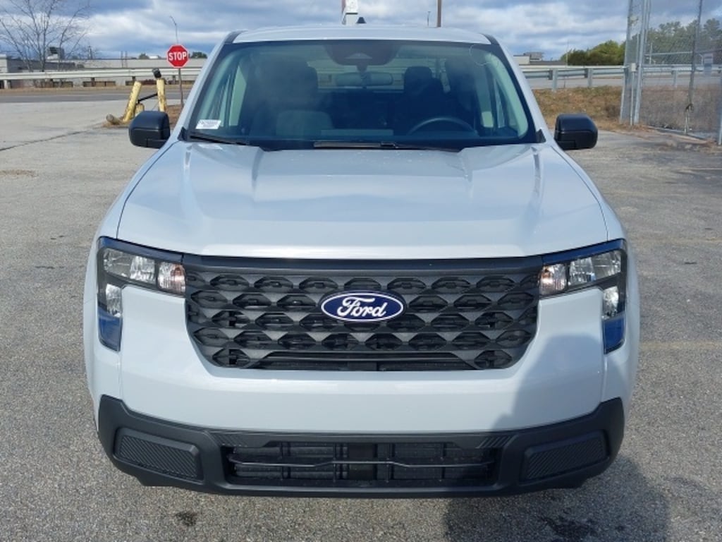 New 2025 Ford Maverick XL Truck SuperCrew