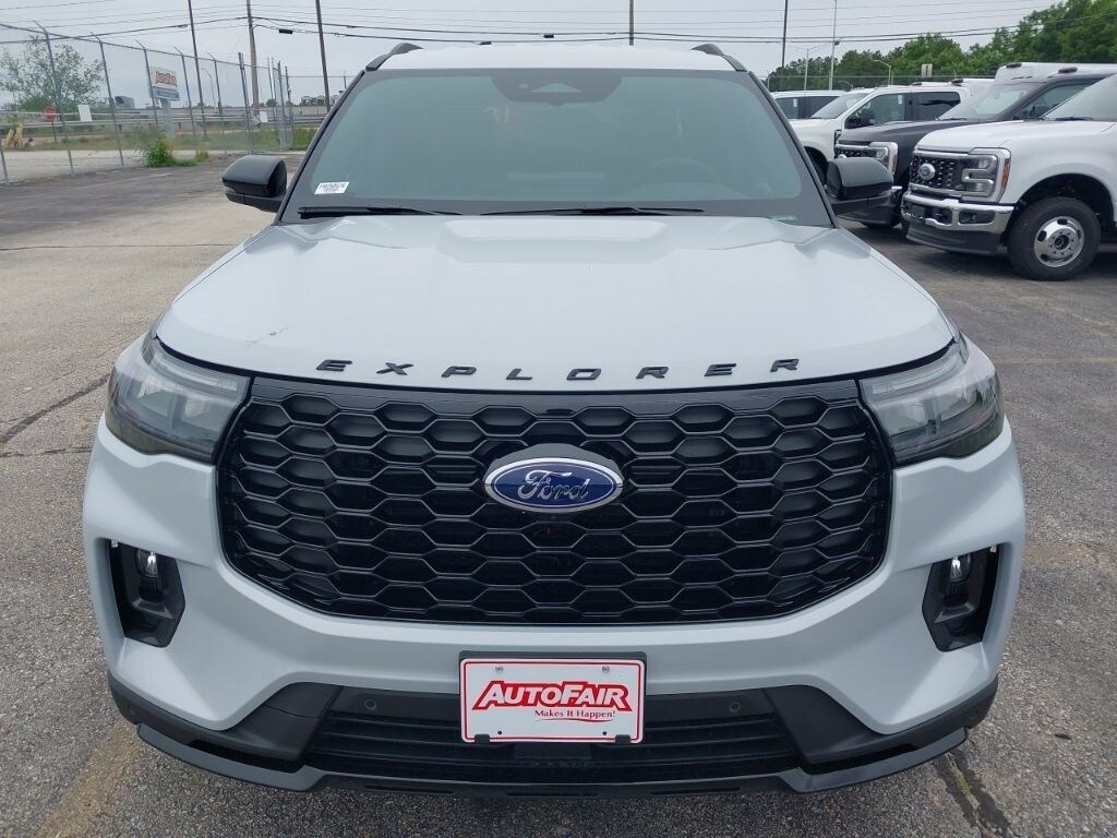 New 2026 Ford Explorer ST-Line SUV