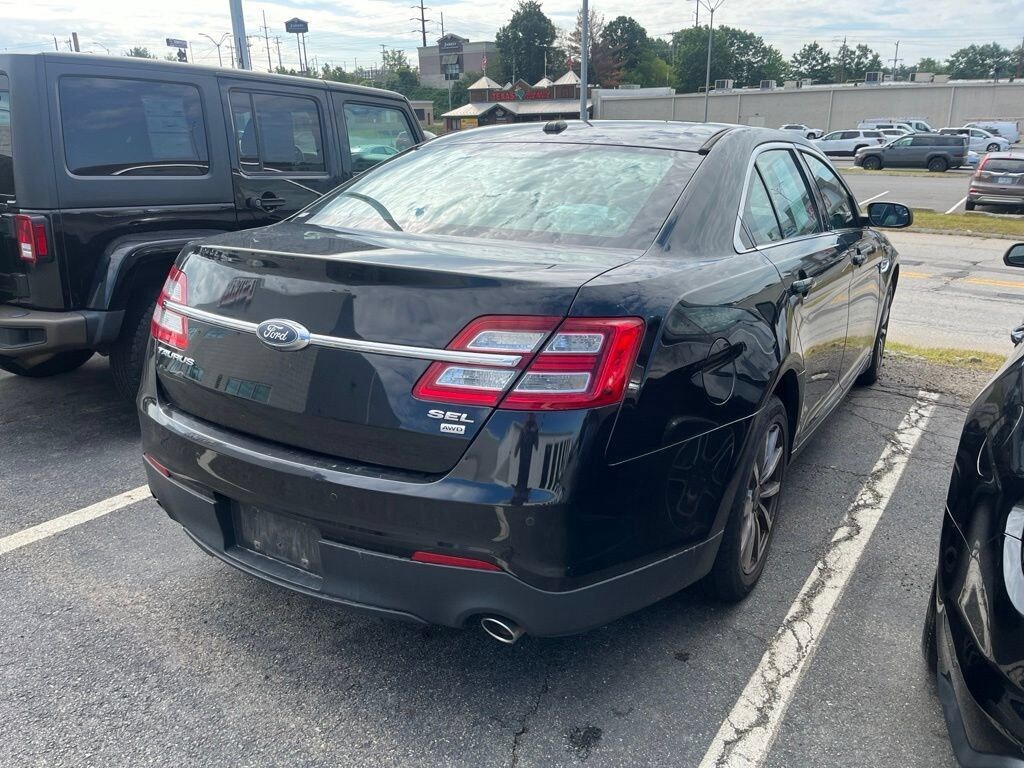 Certified 2019 Ford Taurus SEL Sedan