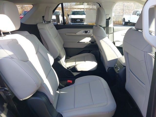 2026 Ford Explorer Active - Photo 25